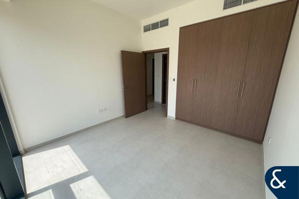 Central Position | Modern Living | 4 Beds
